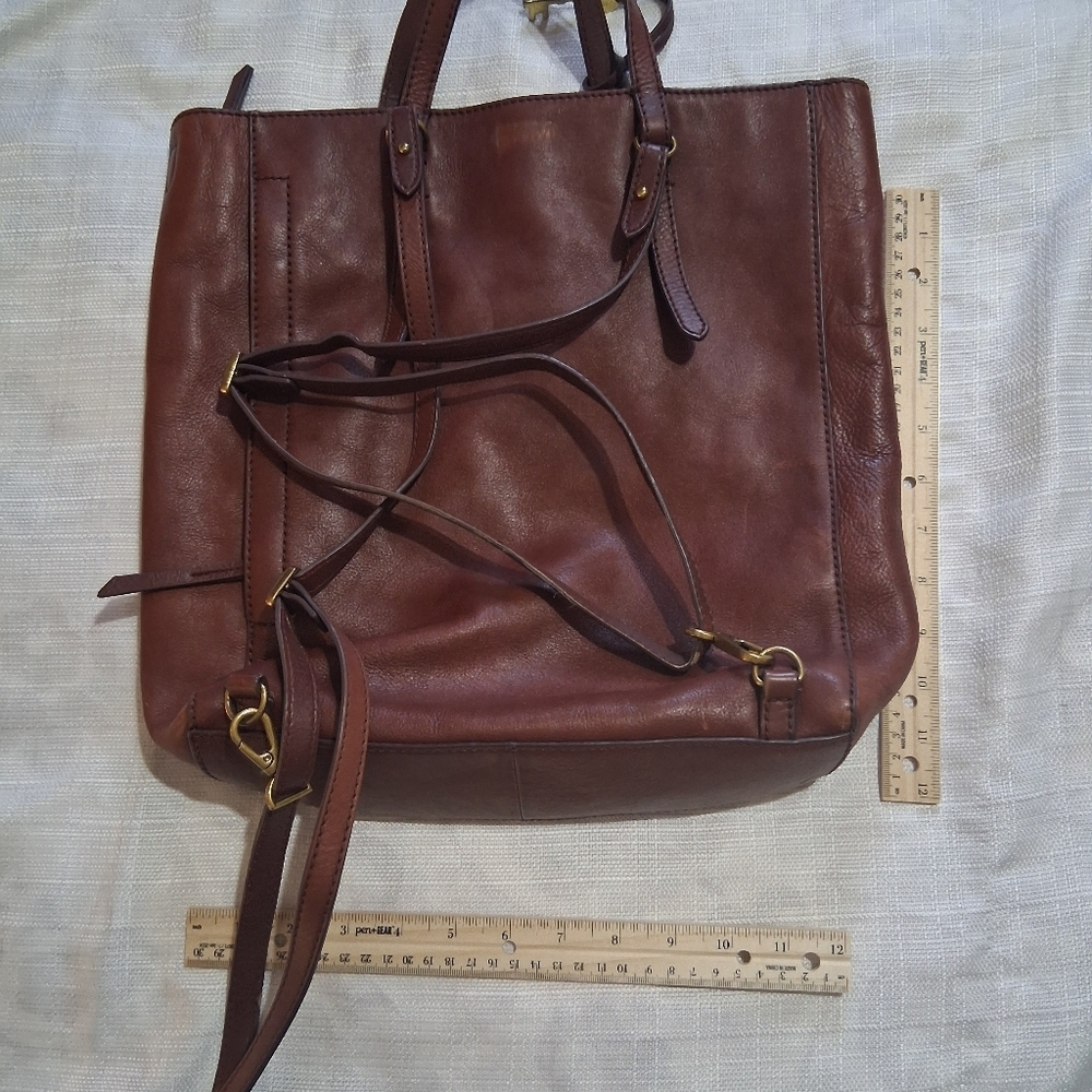 Fossil Brown Leather Tote with Key Charm - Picture 4 of 6